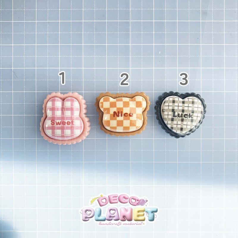 画像2: 縁取り　  ウサギ　くま　ハート　英字 (2)