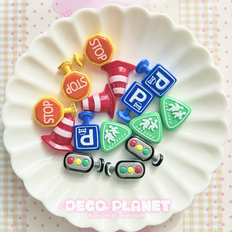 画像1: 交通標識 (1)