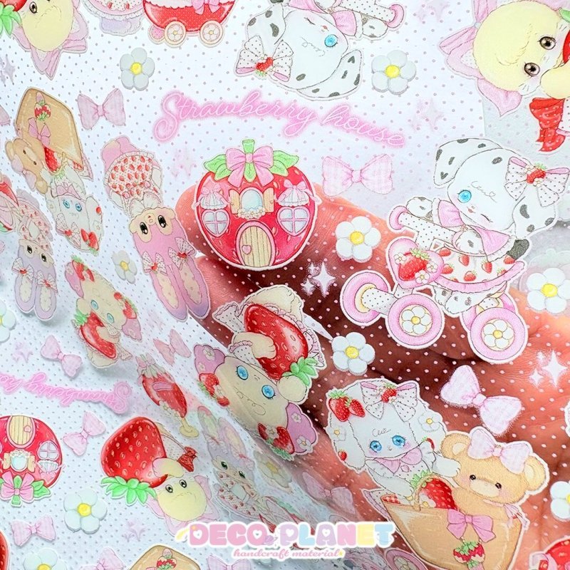 画像1: PVC生地　いちごハウス　 (1)